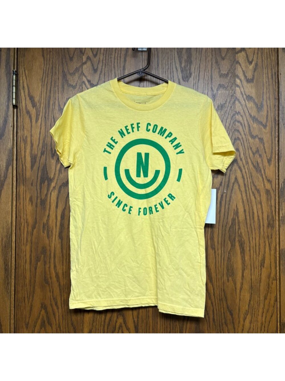 The Neff Company Since Forever T-Shirt Size Small Yellow Short Sleeve Tee NEW